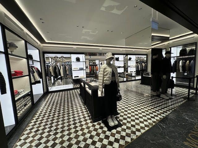 20partners Moncler_Changi-T2_1 Moncler expands travel retail footprint with new store at Changi International Airport Terminal 2 Journal  travel retail 