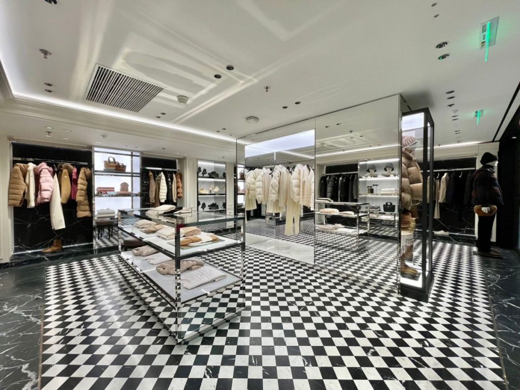 20partners Moncler_Hongqiao_3-1024x768 Moncler brings luxury experience to Shanghai Hongqiao International Airport with new store opening Journal  travel retail luxury 